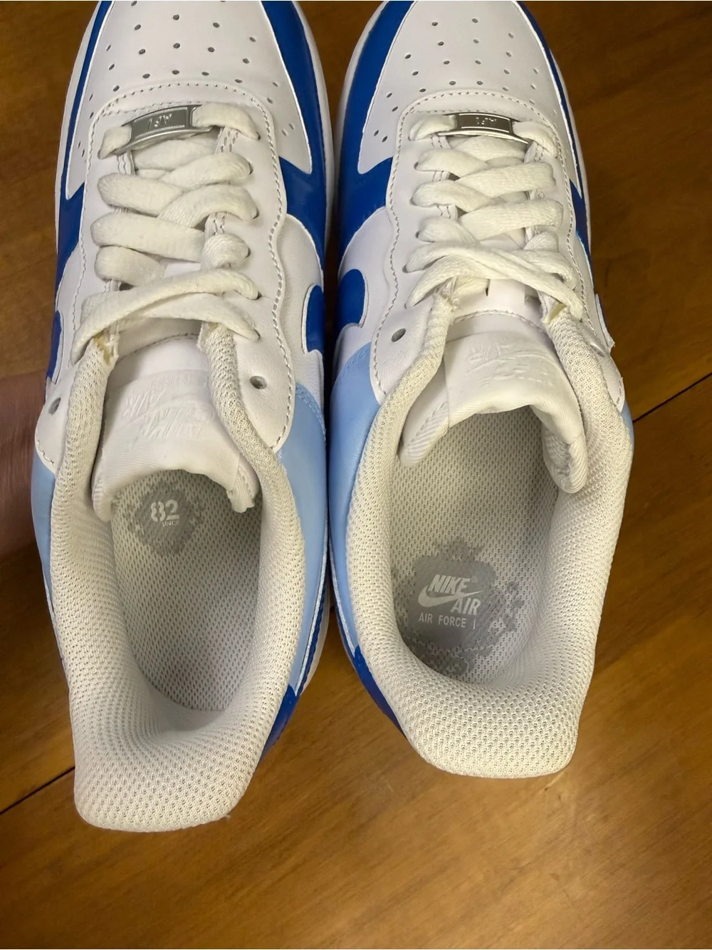 Nike Air Force 1 Size 7.5 DD8959-100